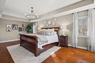 1810 E Bristlecone Dr, Hartland, WI 53029 - Photo 22