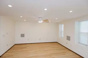 1748 S 4th St, Milwaukee, WI 53204 - Photo 10