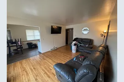 8922 W Villard Ave, Milwaukee, WI 53225 - Photo 6