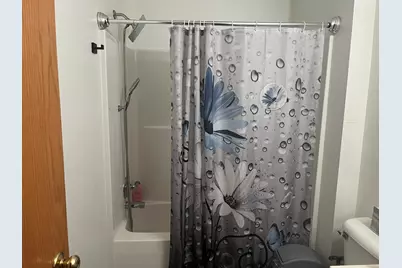 1240  Peninsula Ln, Whitewater, WI 53190 - Photo 4