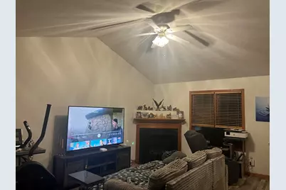 1240  Peninsula Ln, Whitewater, WI 53190 - Photo 16