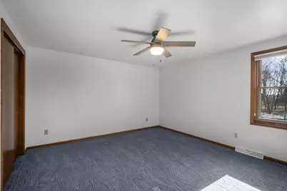 W342N6303  Kathy Dr, Lac La Belle, WI 53066 - Photo 18