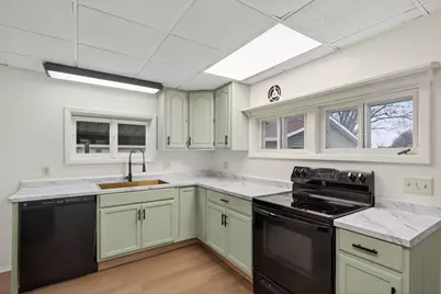 530  10th Ave, Wisconsin Rapids, WI 54495 - Photo 12