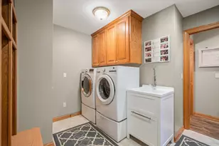 3219 Old Hickory Pl, West Bend, WI 53095 - Photo 20