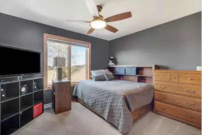 3219  Old Hickory Pl, West Bend, WI 53095 - Photo 28