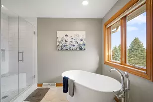 3219 Old Hickory Pl, West Bend, WI 53095 - Photo 24