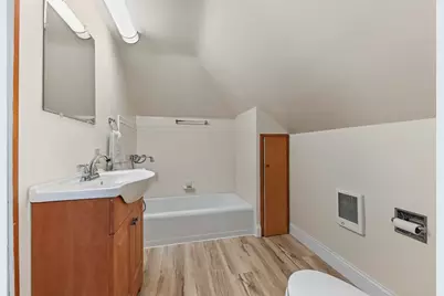 2441 N 97th St, Wauwatosa, WI 53226 - Photo 22