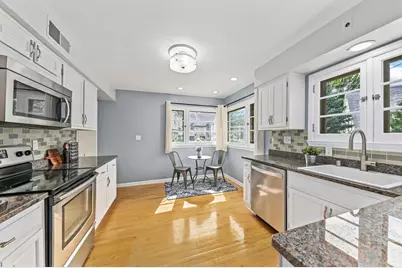 2441 N 97th St, Wauwatosa, WI 53226 - Photo 10