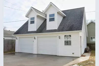 2125  Fairmont St, Manitowoc, WI 54220 - Photo 28