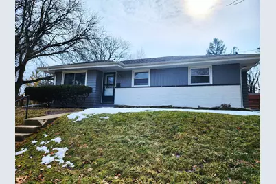 1323  Northview Rd, Waukesha, WI 53188 - Photo 2