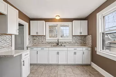 4073 N 16th St, Milwaukee, WI 53206 - Photo 8