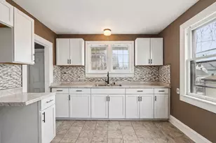 4073 N 16th St, Milwaukee, WI 53206 - Photo 8