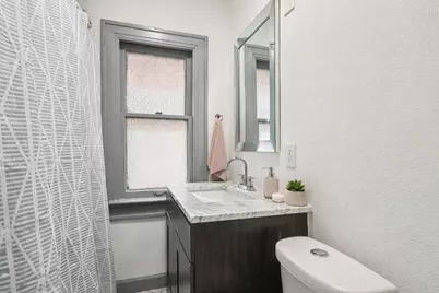 4073 N 16th St, Milwaukee, WI 53206 - Photo 12