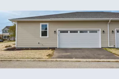 615  Hunter Oaks Blvd #B, Watertown, WI 53094 - Photo 32