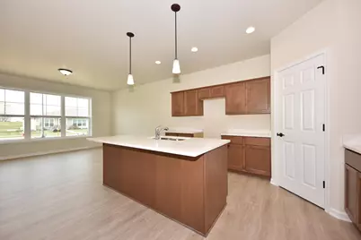 615  Hunter Oaks Blvd #B, Watertown, WI 53094 - Photo 16