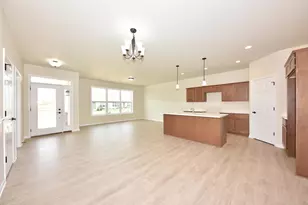 615 Hunter Oaks Blvd, Watertown, WI 53094 - Photo 6