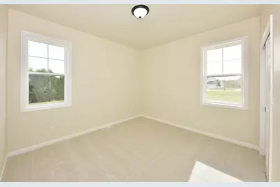 615  Hunter Oaks Blvd #B, Watertown, WI 53094 - Photo 30