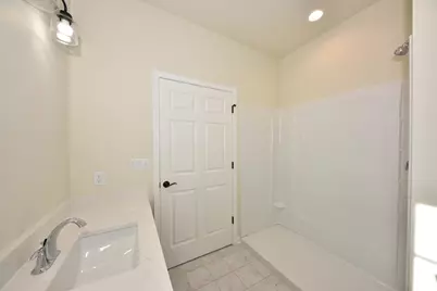 615  Hunter Oaks Blvd #B, Watertown, WI 53094 - Photo 24