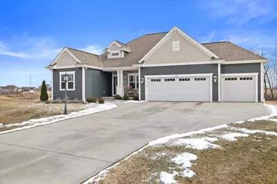 10830 N Tartan Ct, Mequon, WI 53097 - Photo 52