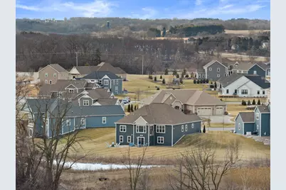10830 N Tartan Ct, Mequon, WI 53097 - Photo 36