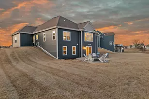 10830 N Tartan Ct, Mequon, WI 53097 - Photo 62