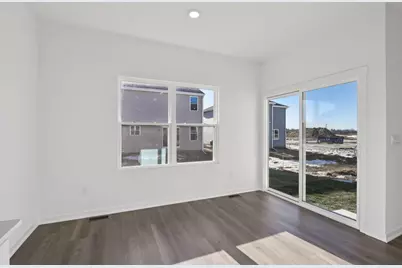 7051  Oakmont Rd, Racine, WI 53403 - Photo 36