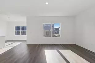 7051 Oakmont Rd, Racine, WI 53403 - Photo 32