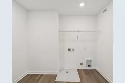 7052  Fair Oaks Rd, Racine, WI 53403 - Photo 40