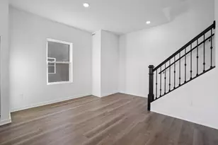 7038 Oakmont Rd, Racine, WI 53403 - Photo 10