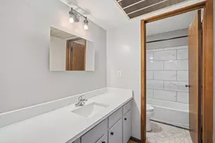 11927 W Appleton Ave, Milwaukee, WI 53224 - Photo 14