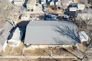 410 10th St, La Crosse, WI 54601 - Photo 36