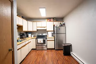 410 10th St, La Crosse, WI 54601 - Photo 14