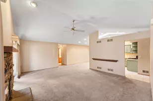 N81W13139 Country Terrace Ln, Menomonee Falls, WI 53051 - Photo 6