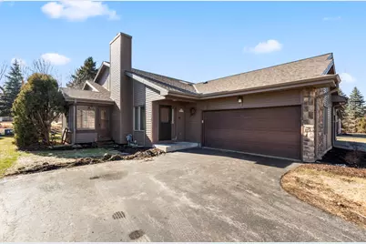 N81W13139  Country Terrace Ln, Menomonee Falls, WI 53051 - Photo 1