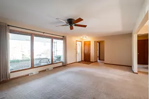 11027 W Derby Ave, Wauwatosa, WI 53225 - Photo 8