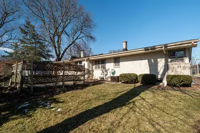 11027 W Derby Ave, Wauwatosa, WI 53225 - Photo 34