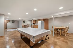 7128 W Kinnickinnic River Pkwy, West Allis, WI 53219 - Photo 32