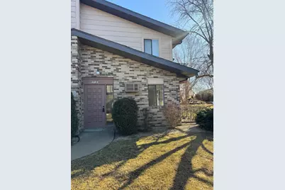 309  Cheviot Chase - #5, Waukesha, WI 53186 - Photo 2