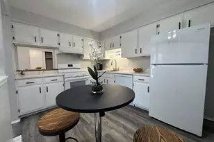 309 Cheviot Chase, Waukesha, WI 53186 - Photo 4