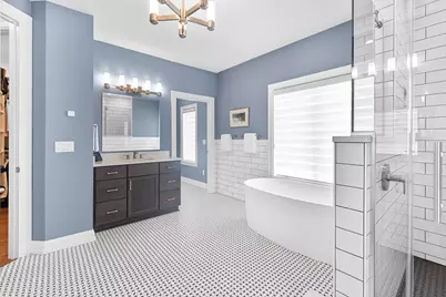 3750 W Pine View Ct, Mequon, WI 53097 - Photo 36