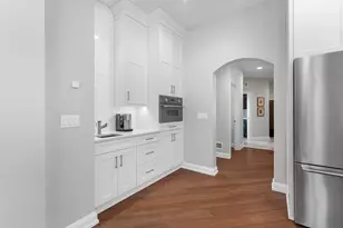 3750 W Pine View Ct, Mequon, WI 53097 - Photo 16