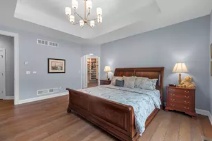 3750 W Pine View Ct, Mequon, WI 53097 - Photo 32