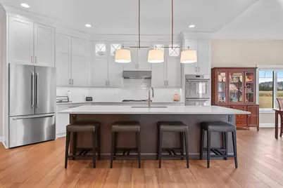 3750 W Pine View Ct, Mequon, WI 53097 - Photo 14