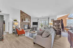 9342 W Loomis Rd, Franklin, WI 53132 - Photo 1