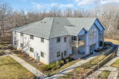 9342 W Loomis Rd #3, Franklin, WI 53132 - Photo 4
