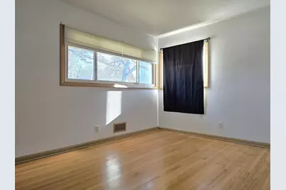 7710 N Edgeworth Dr, Milwaukee, WI 53223 - Photo 20