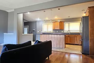 7710 N Edgeworth Dr, Milwaukee, WI 53223 - Photo 14