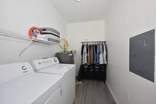 1500 Gabriel Dr, Waukesha, WI 53188 - Photo 22