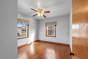 1617 S 95th St, West Allis, WI 53214 - Photo 10