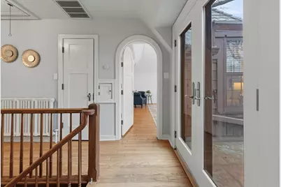 1031 E Circle Dr, Whitefish Bay, WI 53217 - Photo 34